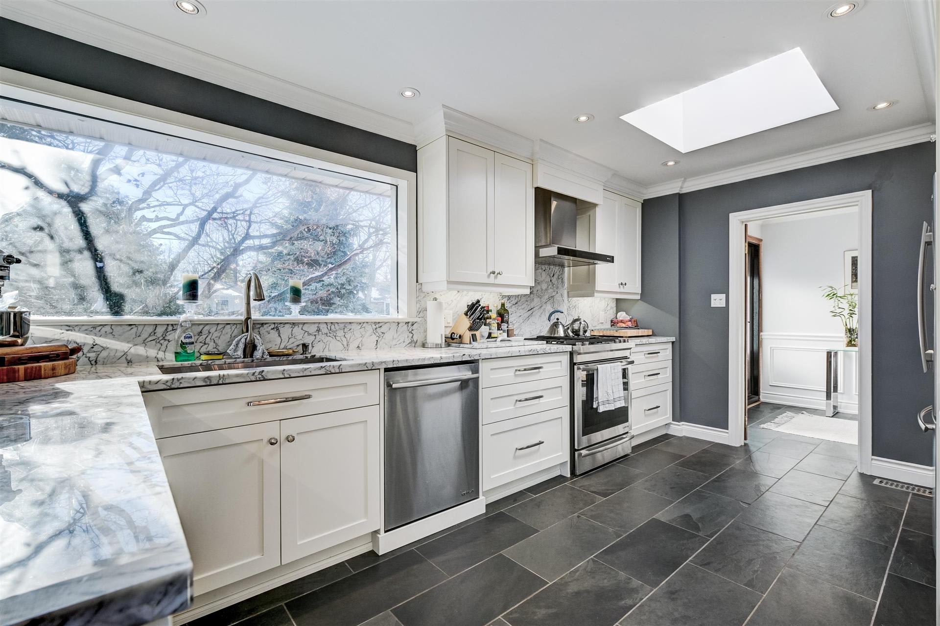 27 Mcnab Blvd