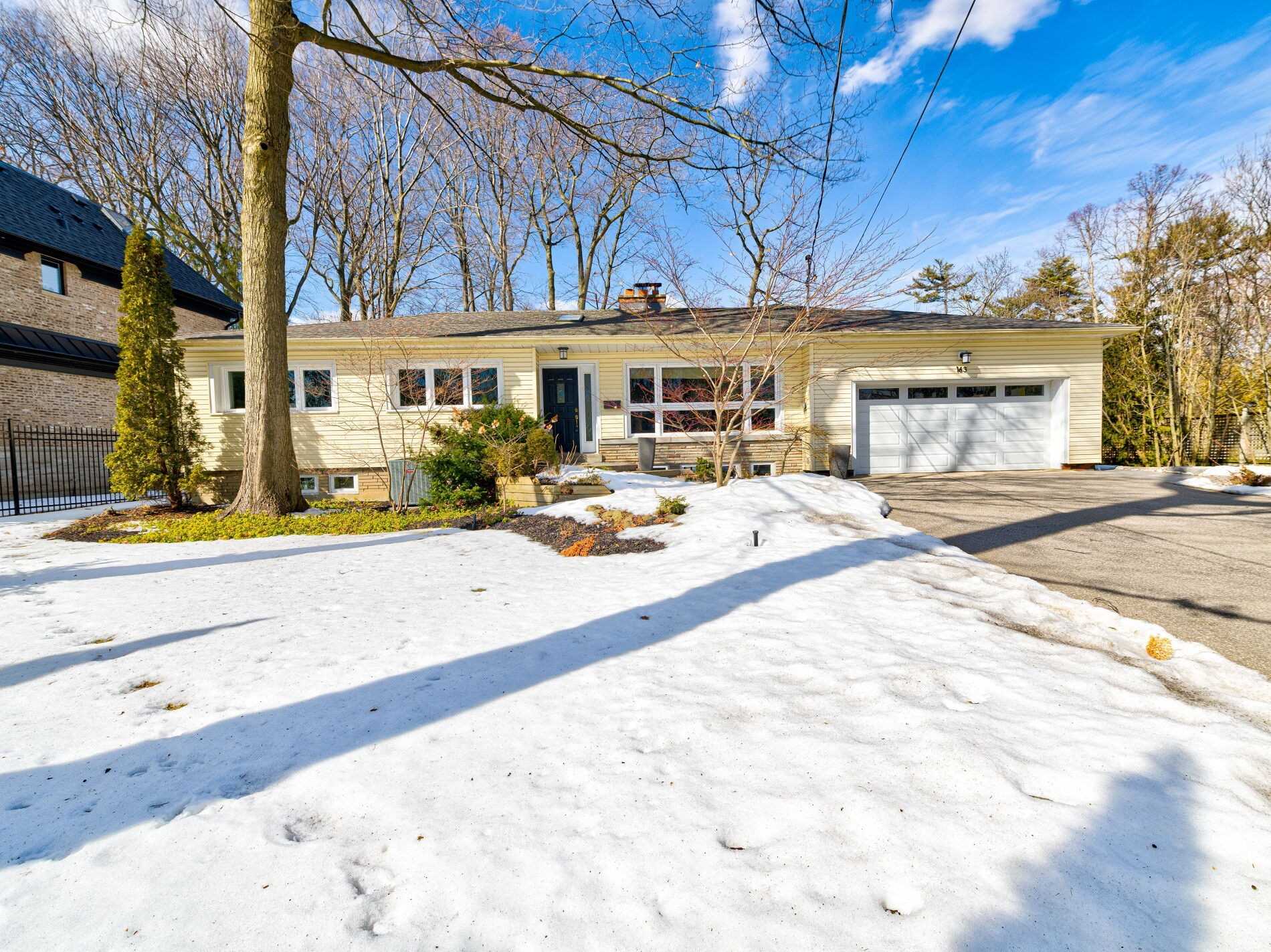 163 Oakes Dr