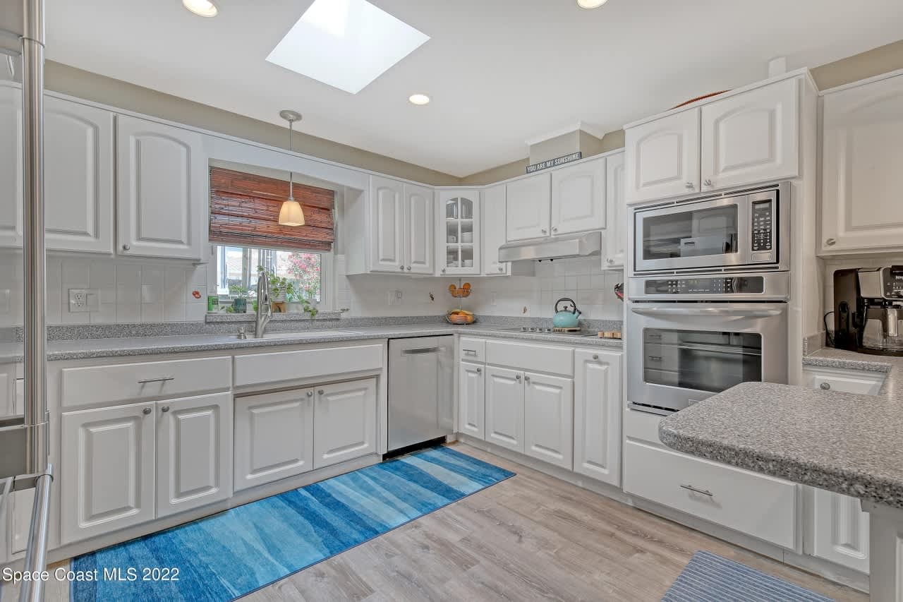400 Mosswood Blvd