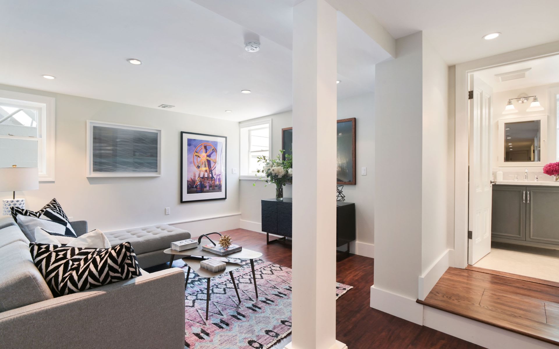 3020 Scott St