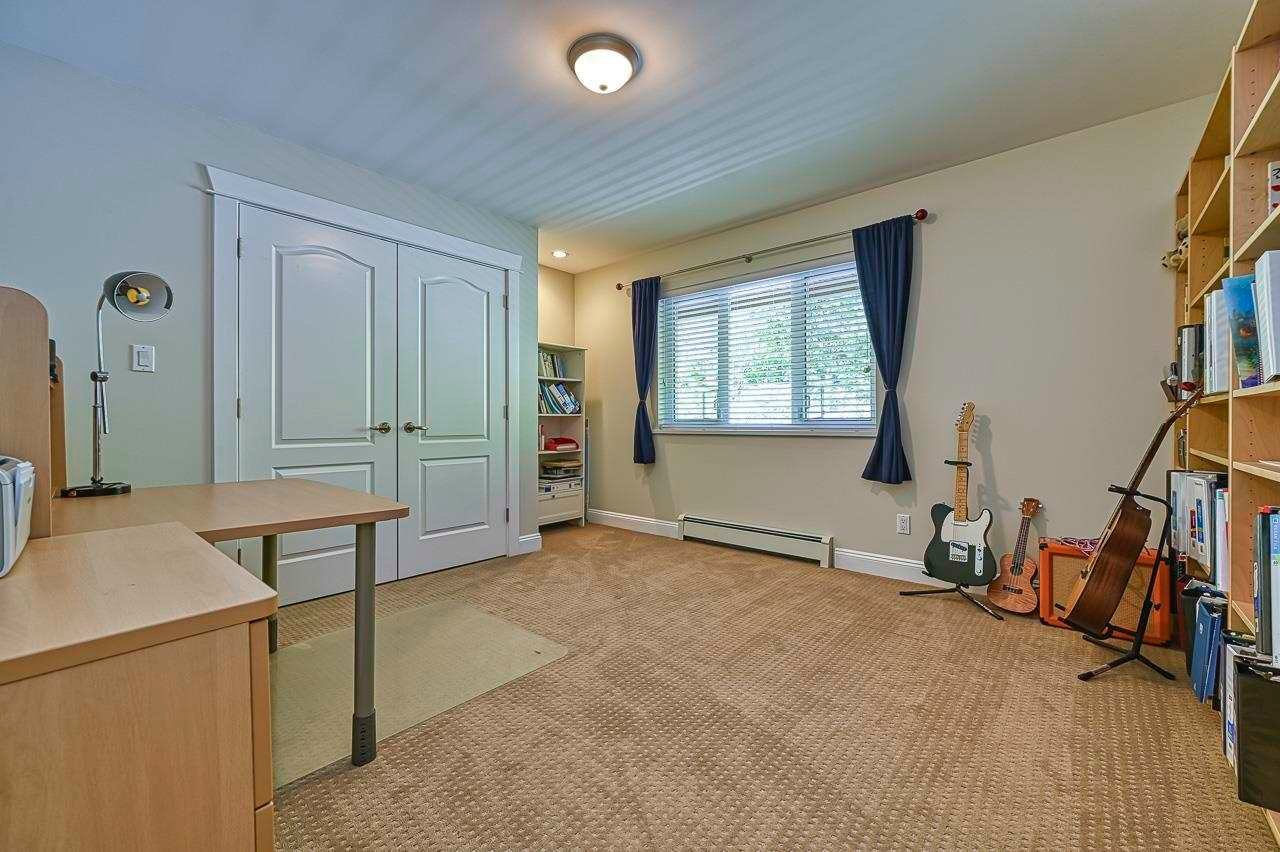 3436 Anne Macdonald Wy