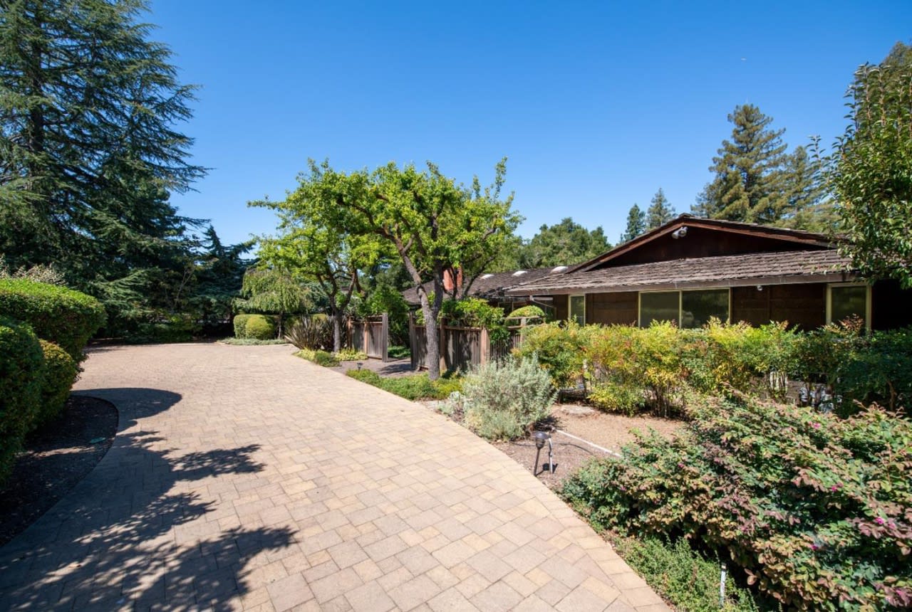 321 Grove Drive