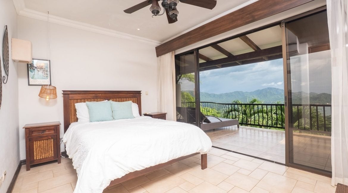 Hacienda Style Infinity Pool Villa, Flamingo, Guanacaste