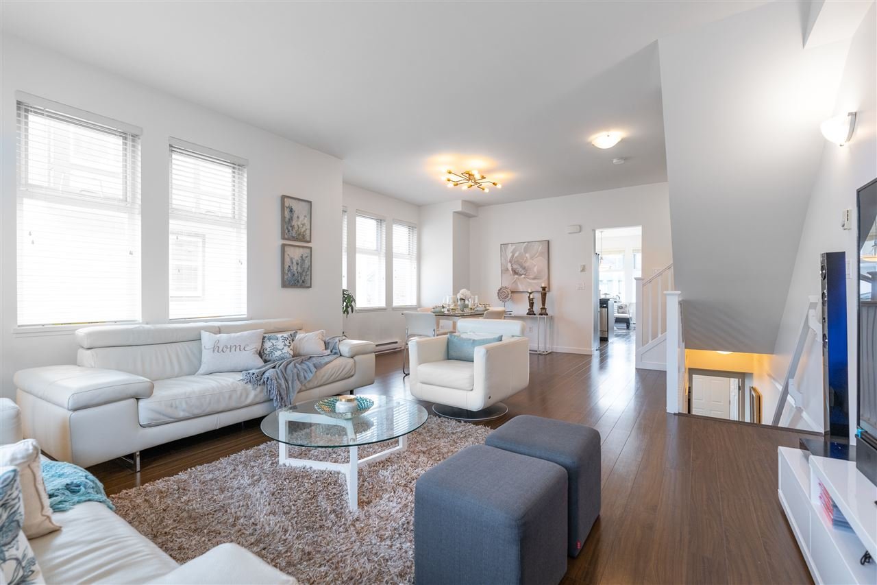 10-9333 Ferndale Rd