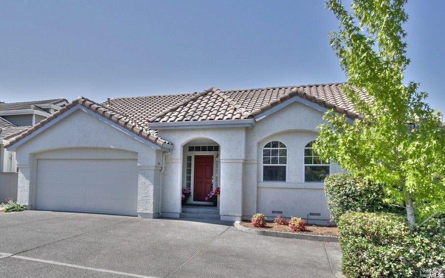 80 Windsor Ln