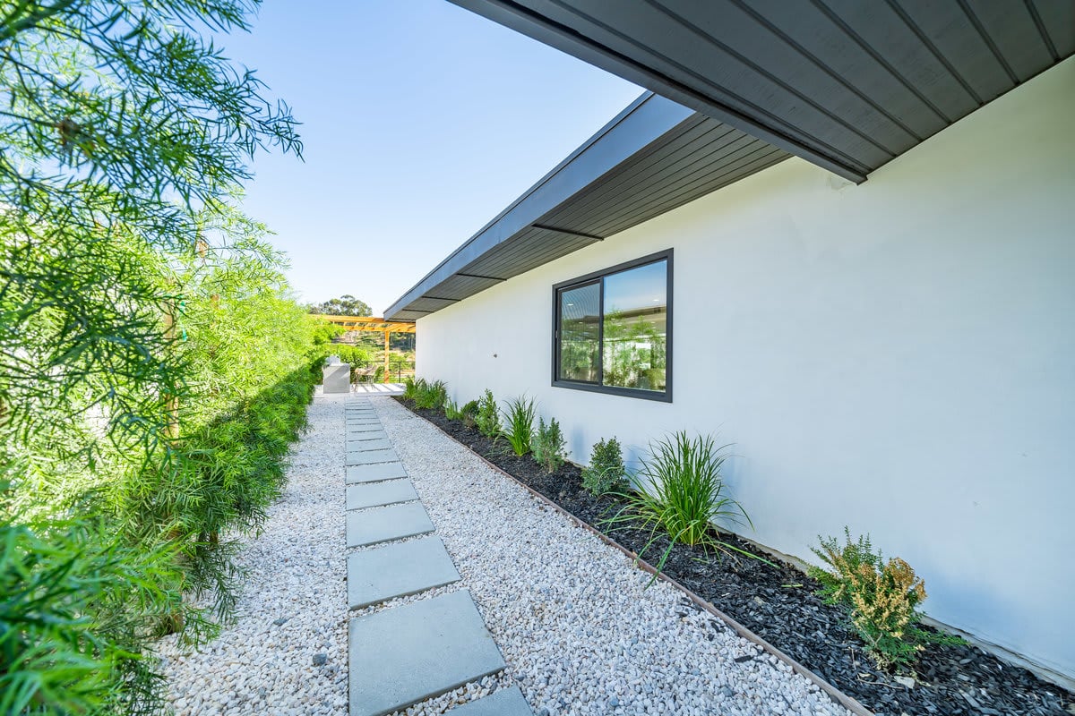 23912 Hillhurst Drive
