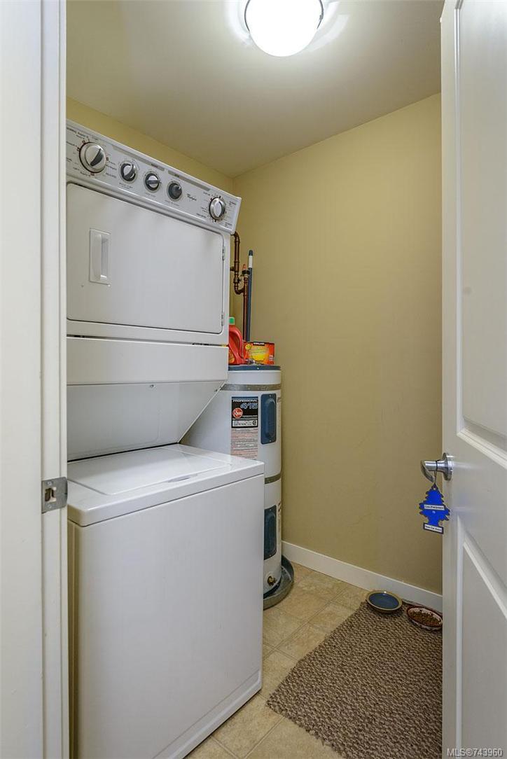104-201 Nursery Hill Dr, View Royal