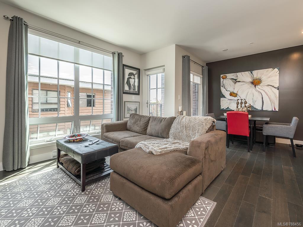306-1011 Burdett Ave, Victoria