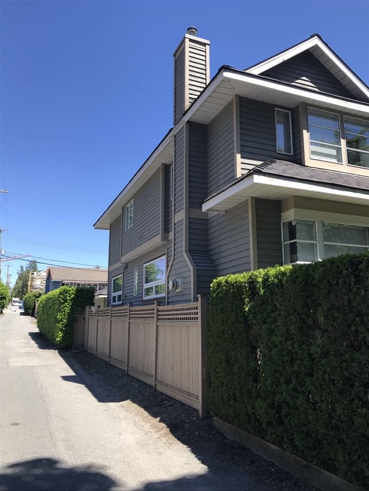 3587 W 33rd Ave