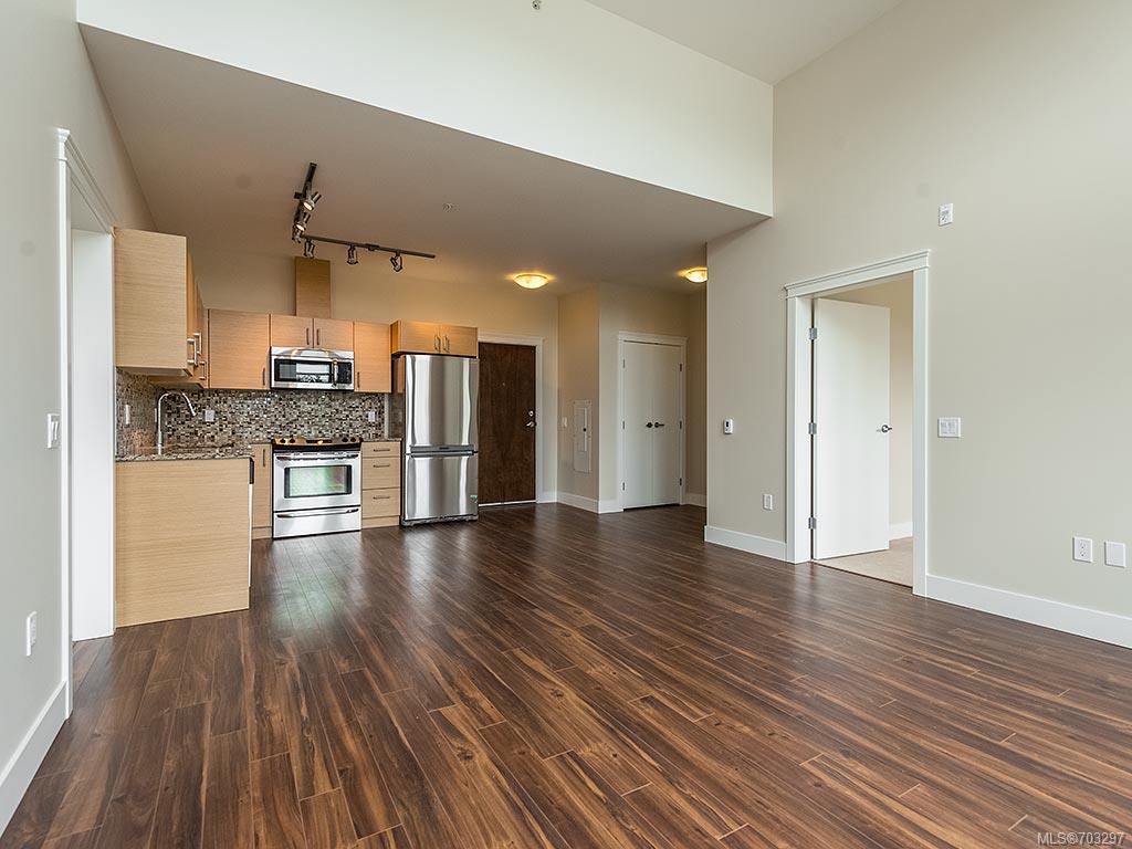 507-935 Cloverdale Ave