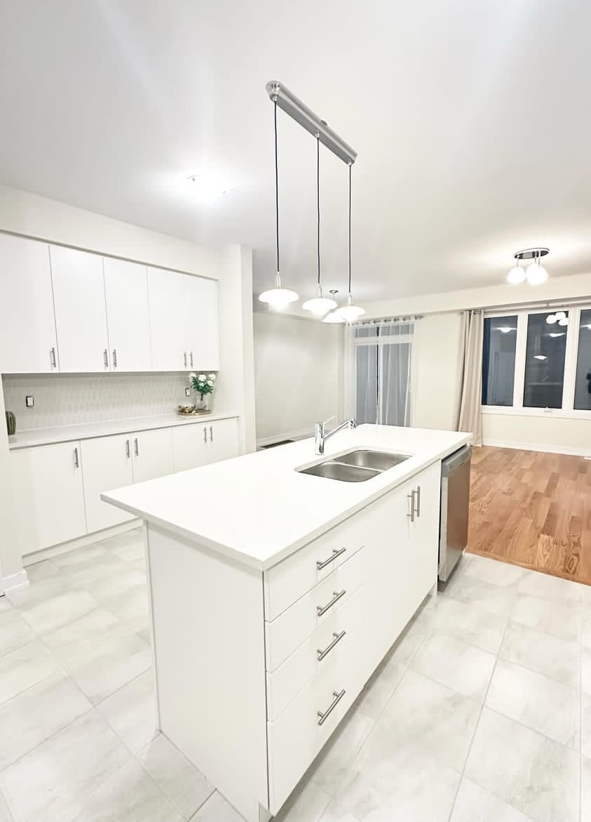 42 Sunflower Cres