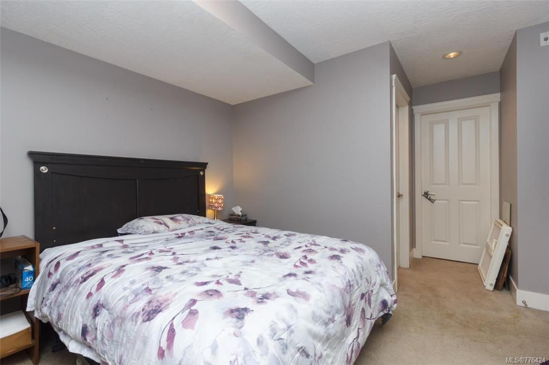 406-2717 Peatt Rd