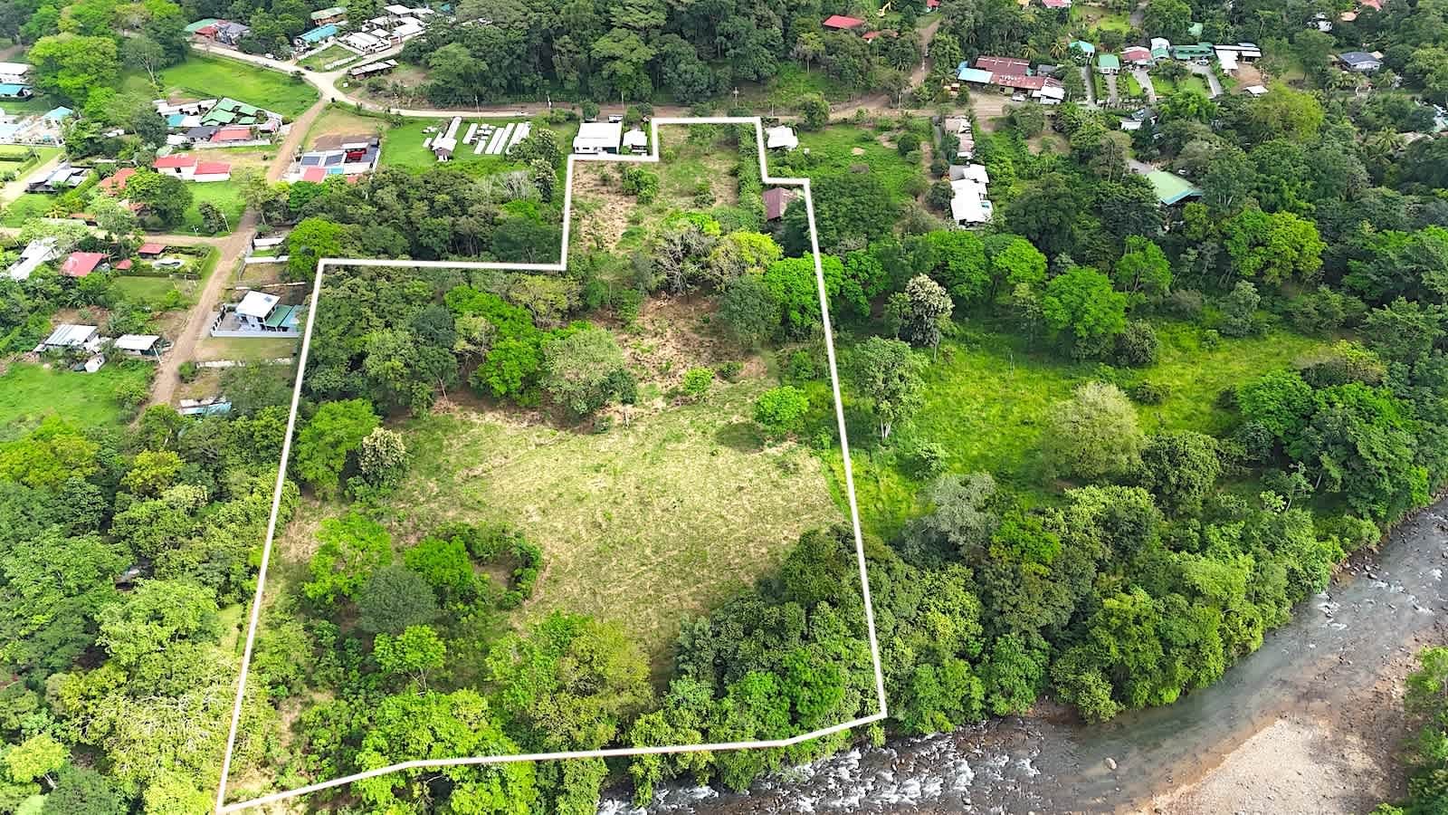 BEST DEVELOPMENT LAND DEAL IN UVITA – 10.67 Acres