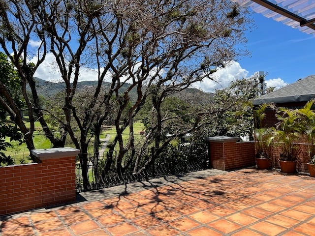 Country Club View Penthouse, Escazu, San Jose