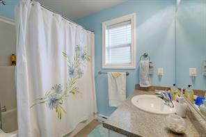 6654 Rhodonite Dr, Sooke