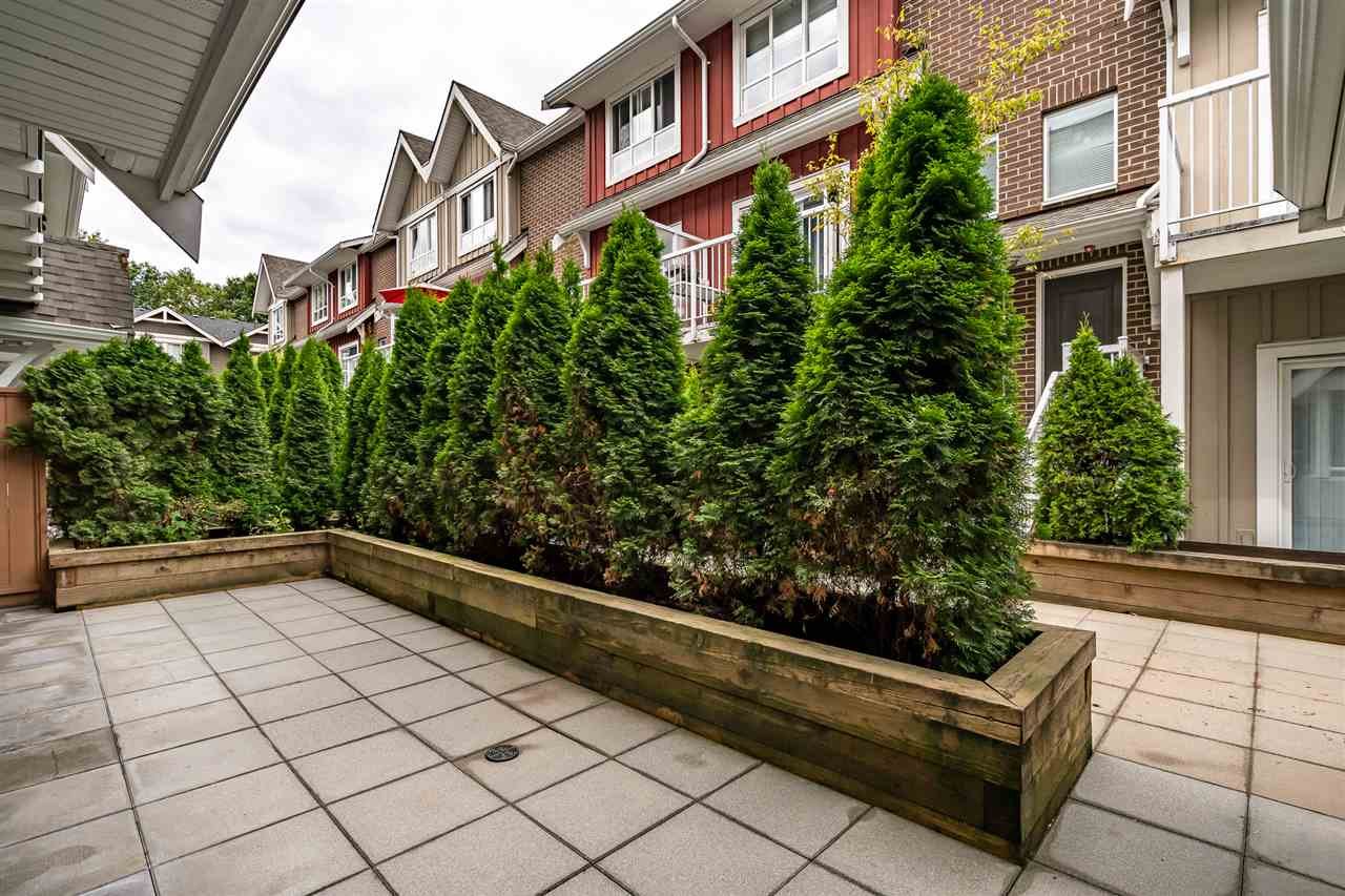 401-1661 Fraser Avenue, Port Coquitlam