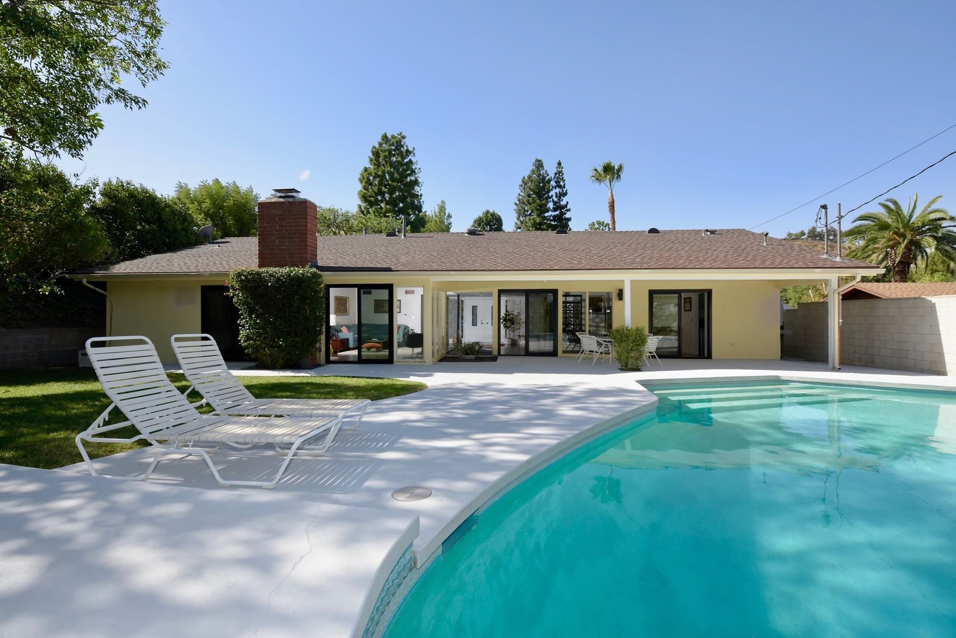 12116 ELNORA Place