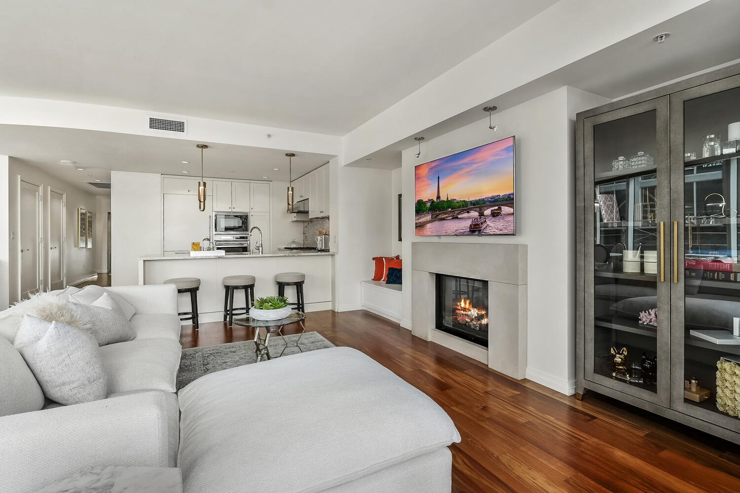 500 106th Avenue NE, Unit 601