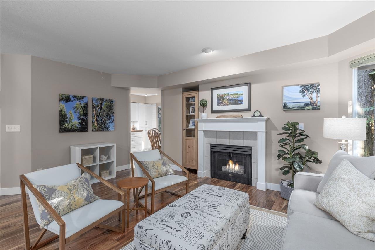 49-103 Parkside Dr