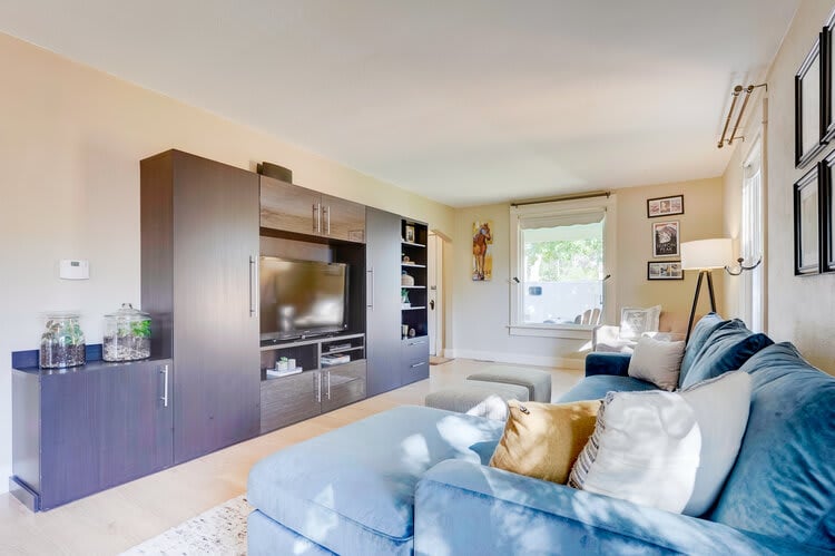 Just Listed: Updated Victorian Bungalow in Broadway Heights