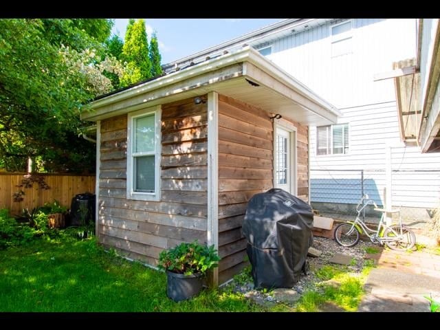 976 E 26th Avenue, Vancouver