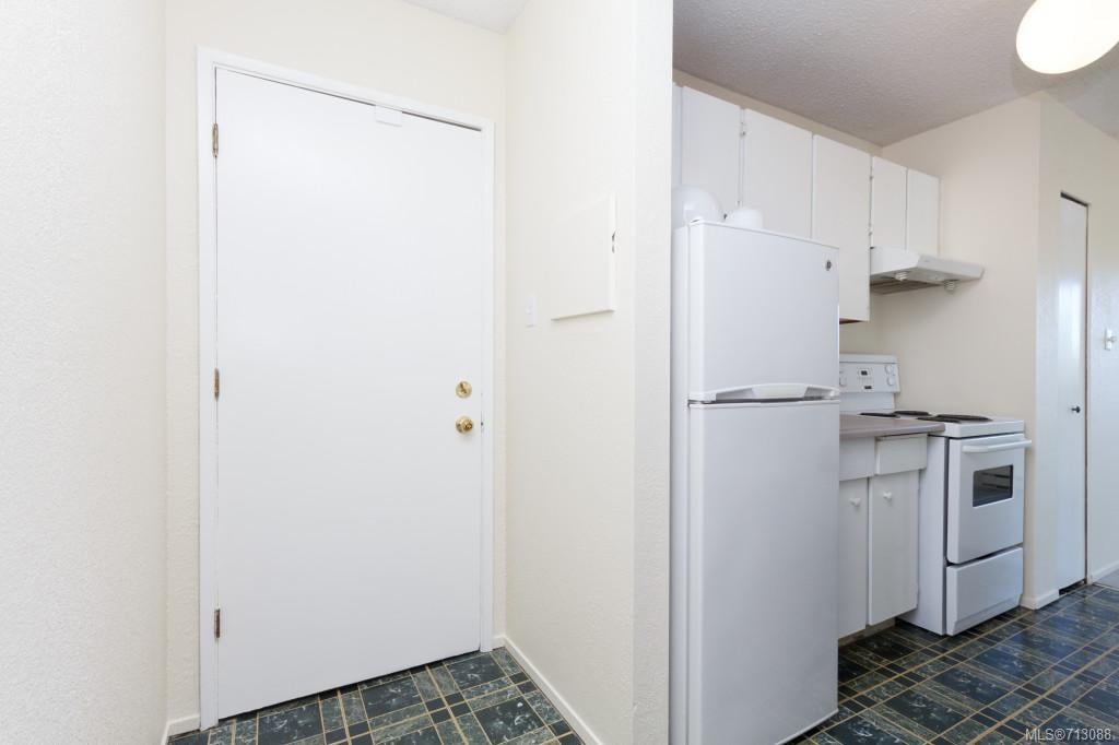 414-909 Pembroke St