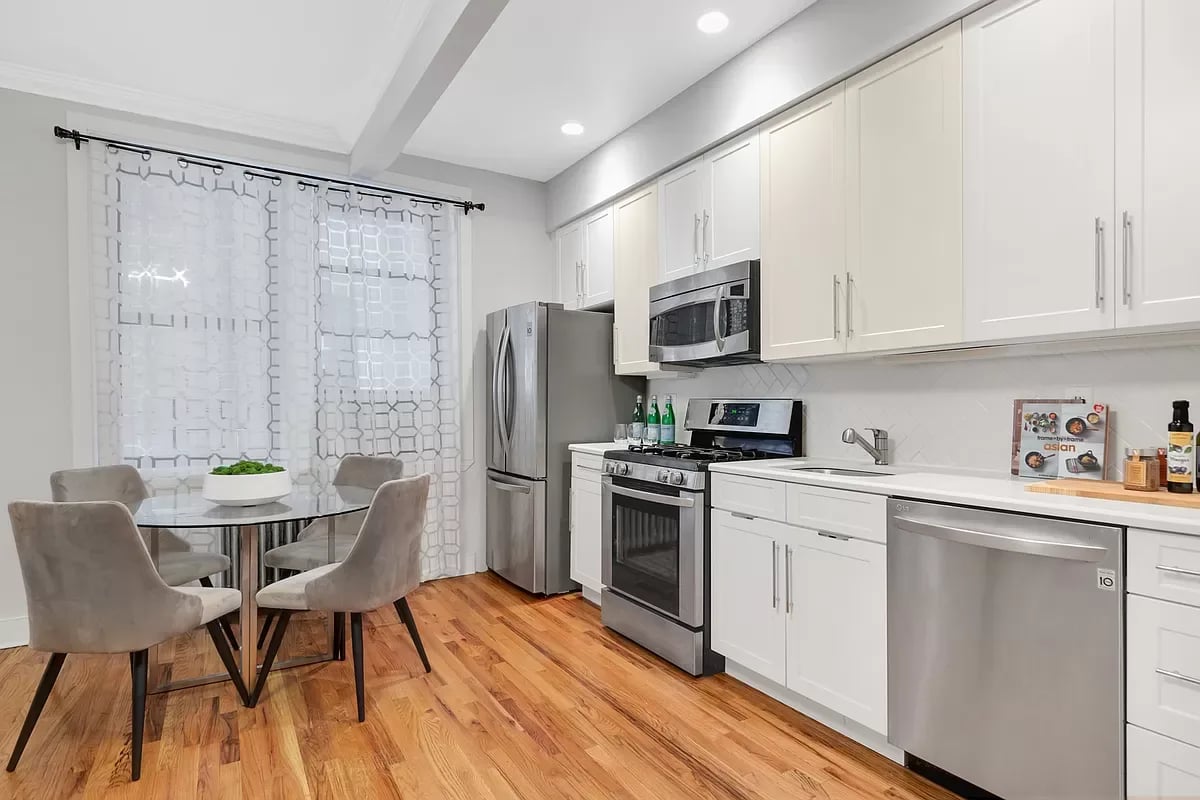710 Riverside Dr., #1E