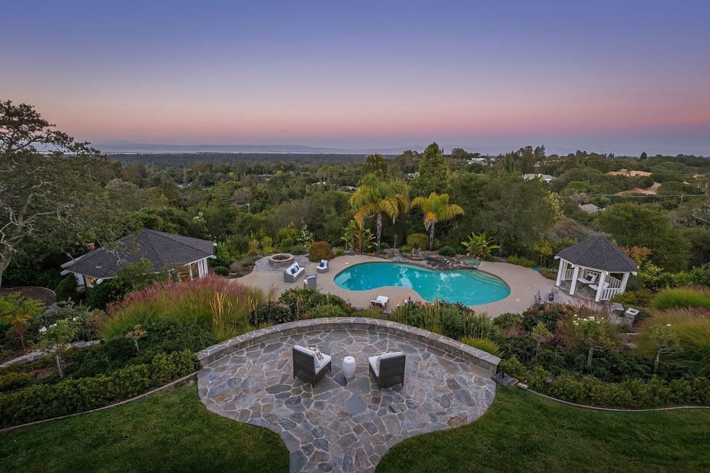 125 Lakeview Dr