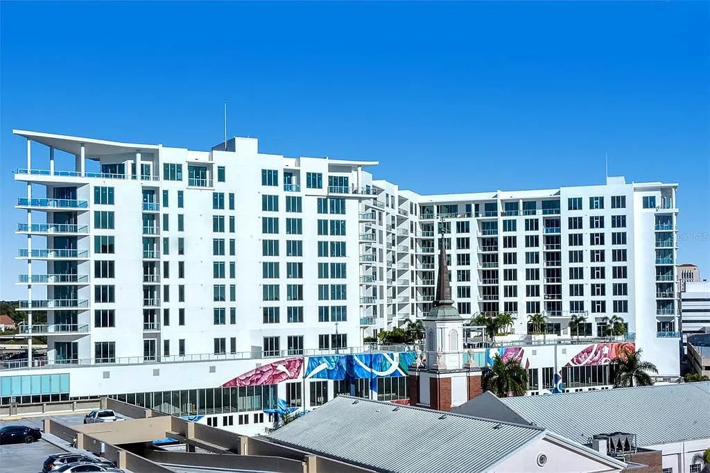 111 S Pineapple Ave #507