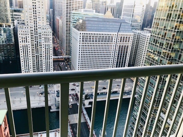 345 N Lasalle St, #4305