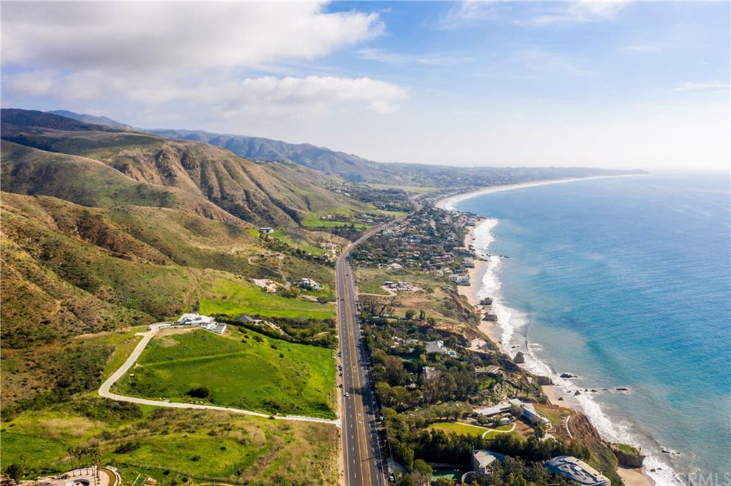 32401 Pacific Coast Highway