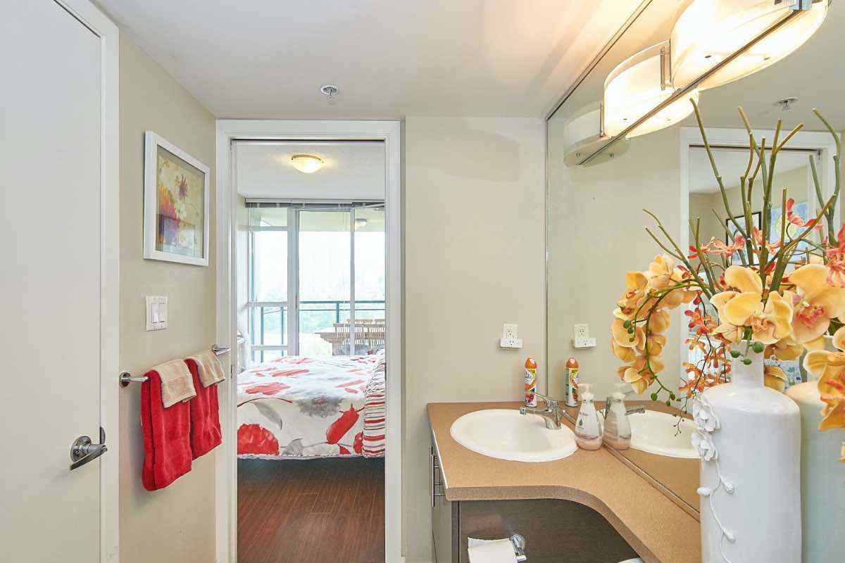805-555 Delestre Ave