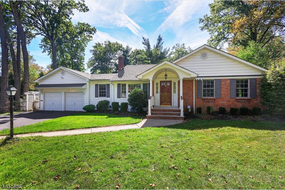 351 Raccoon Hollow