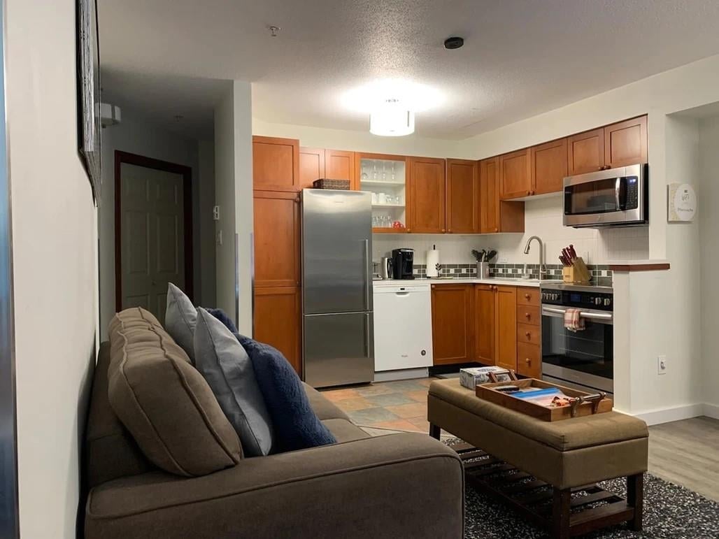 24-4388 Northlands Blvd
