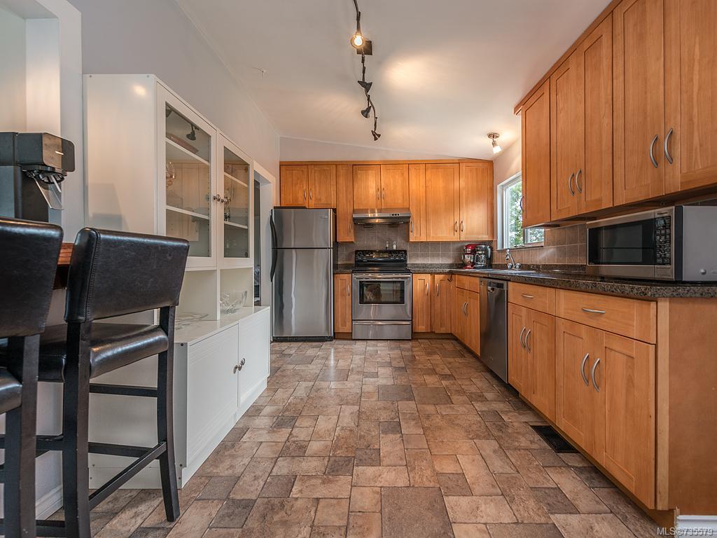 1768 Mortimer St