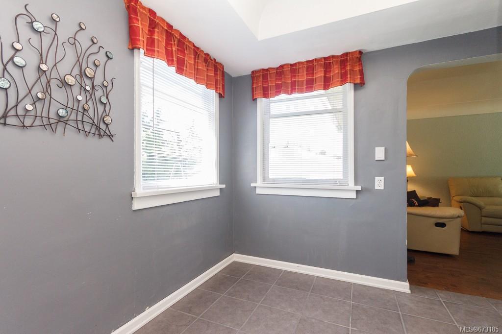1421 Simon Rd, Saanich