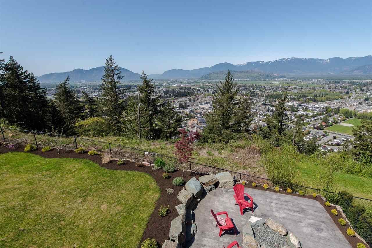 5483 Crimson Ridge
