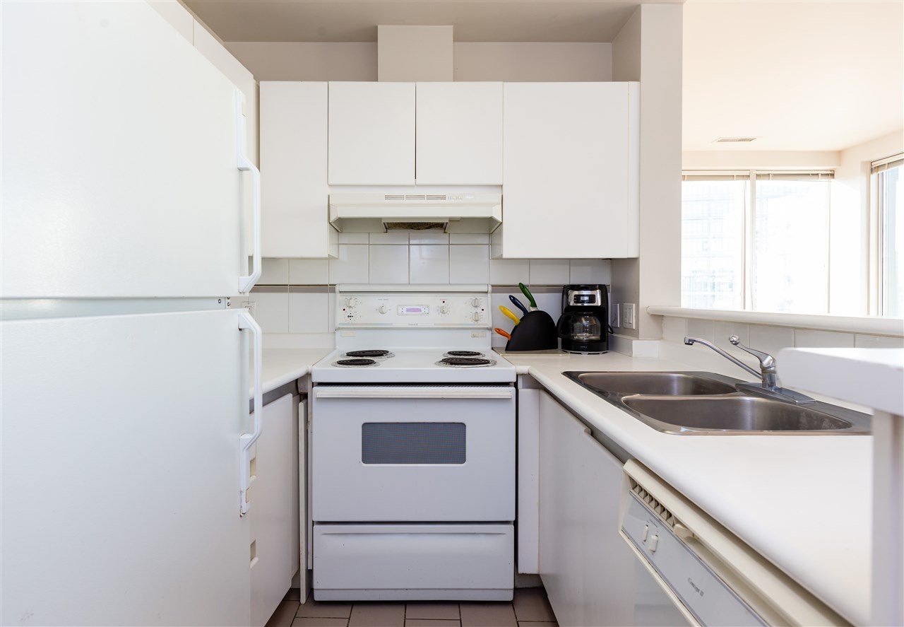 1108-989 Nelson St