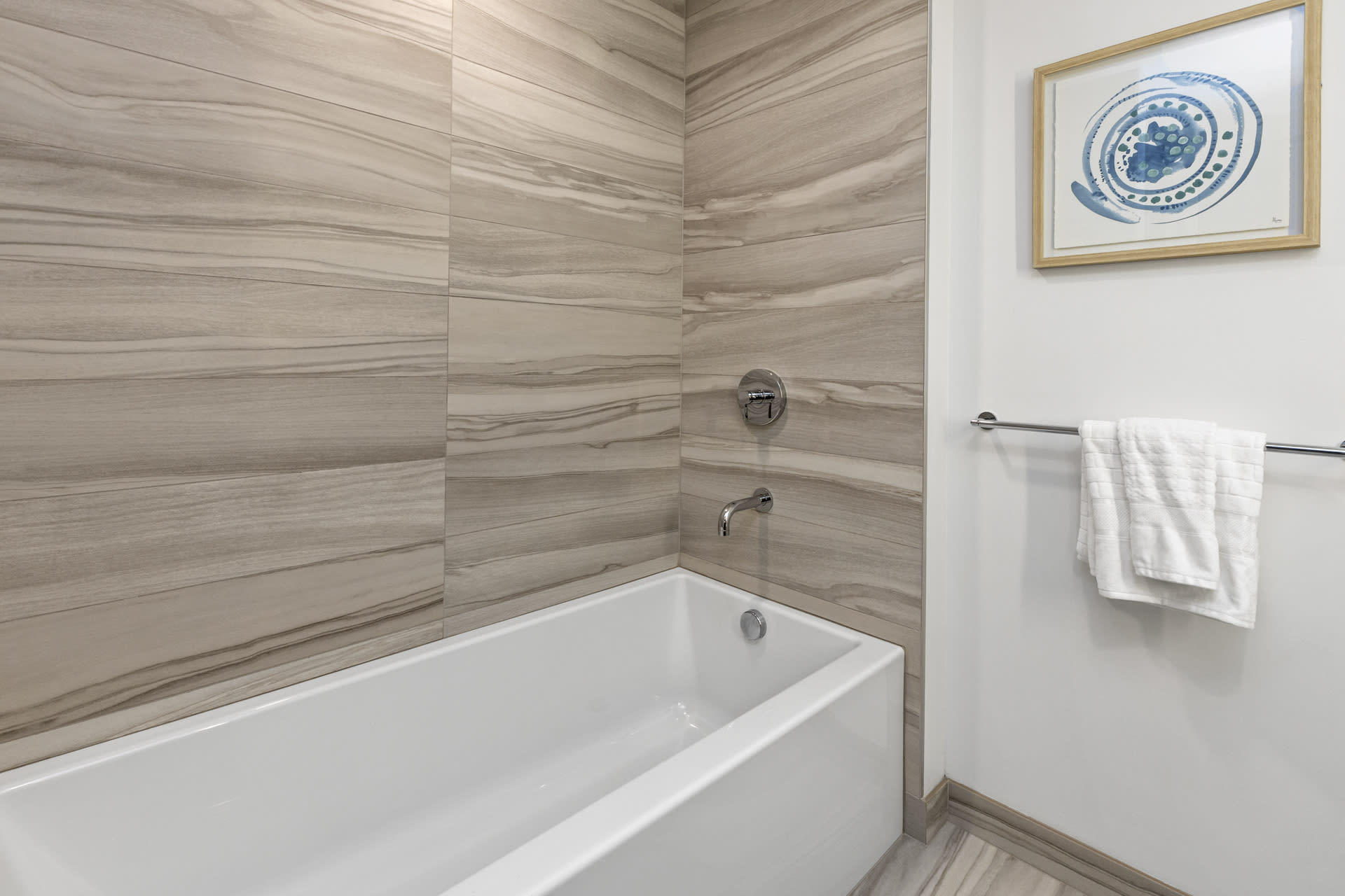 201 Folsom St #15A