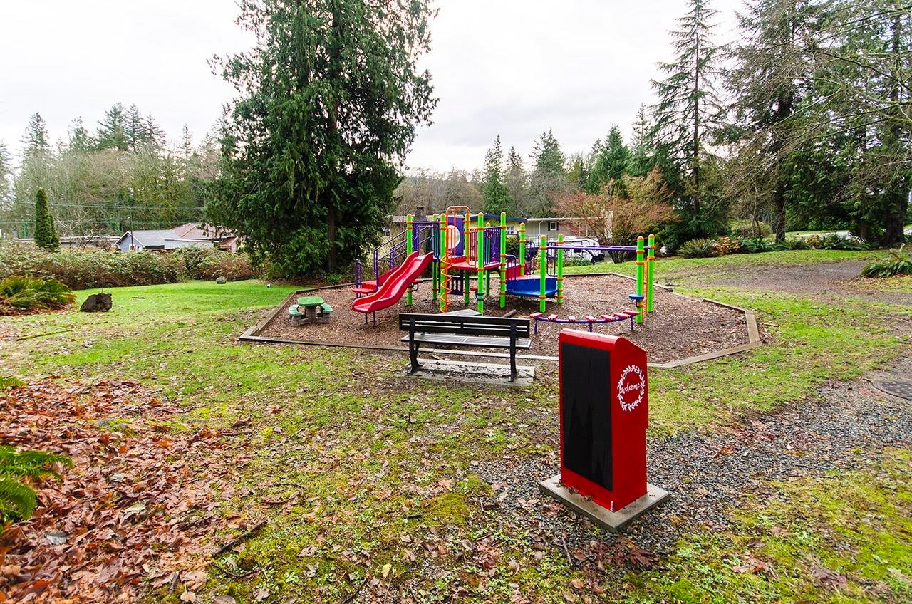 4225 Fairway Pl