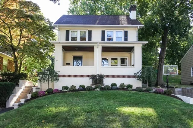 16 Ridgedale Ave