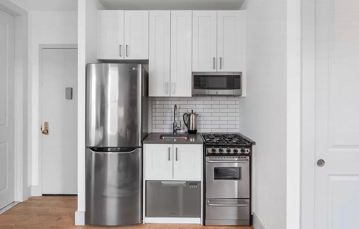 47.5 East 7th Street, Apt BB