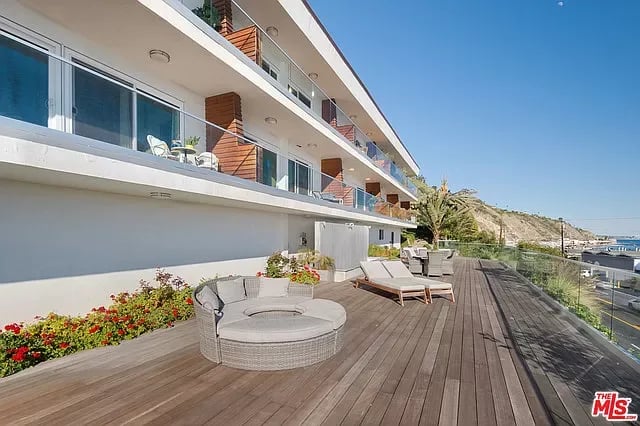 20747 Pacific Coast Hwy APT 1