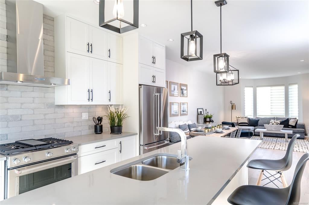 2983 Burlington Cres