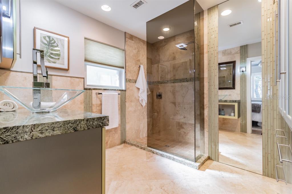 4615 Bayshore Blvd