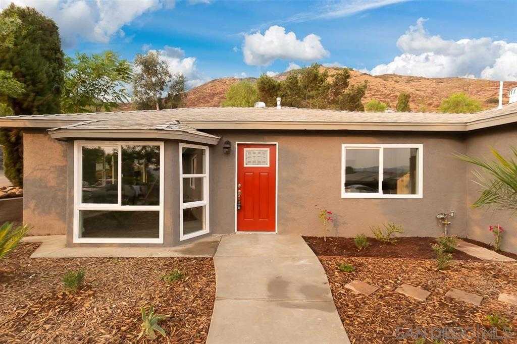 1395 Somermont Dr