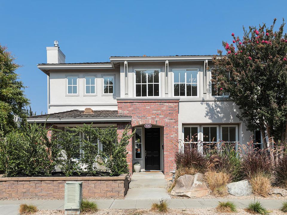 570 Laurel St