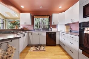 4477 Lindholm Rd
