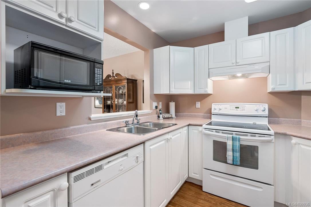 310-1521 Church Ave
