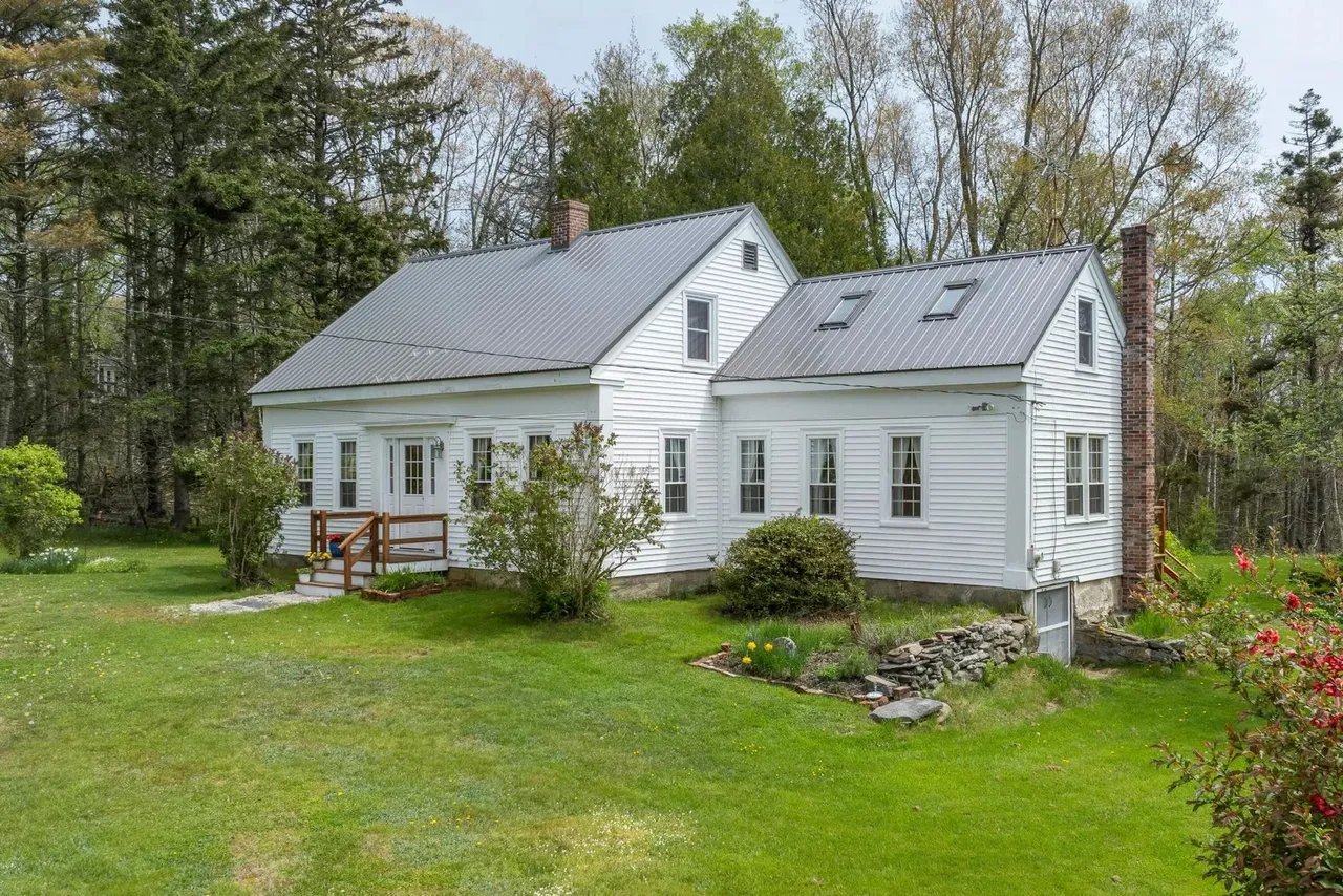 New Listing!2828 Bristol Road, Bristol, ME 04554 – $449,000
